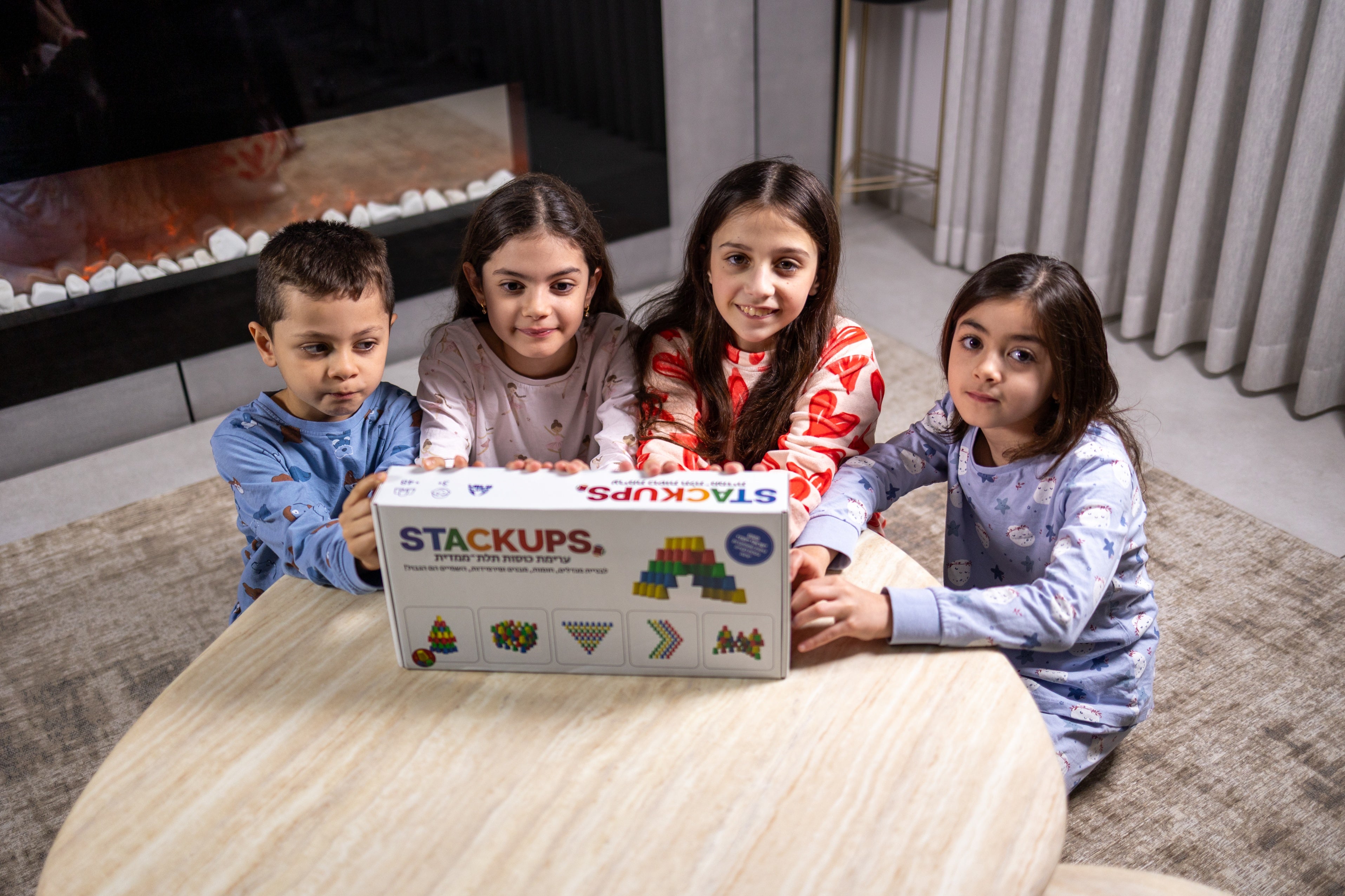 🧩 משחק הכוסות החכם לילדים – 48 יחידות